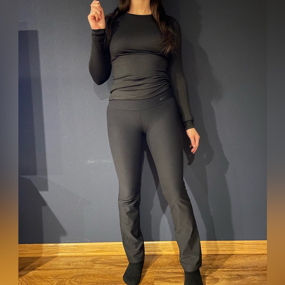 Nike Athletic Flared Leggings (Yoga Pants)